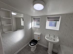 Photo 9- click for photo gallery